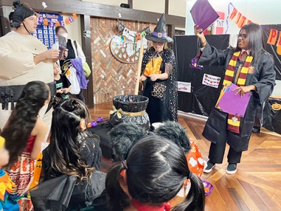 ハロウィーンパーティーのウィッチポーションの様子