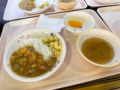 自園調理の給食