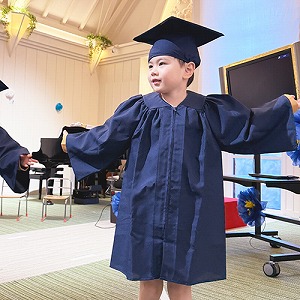 卒業生によるパフォーマンスの様子